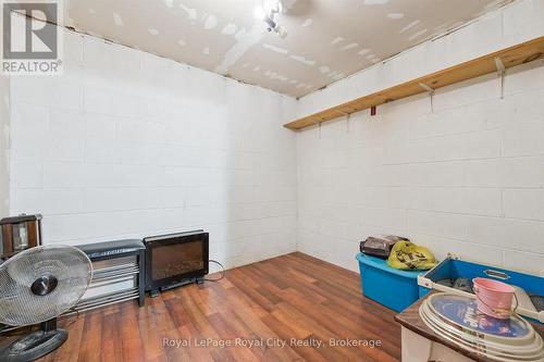 4769 Wellington Road 32 Road, Puslinch, ON - Indoor