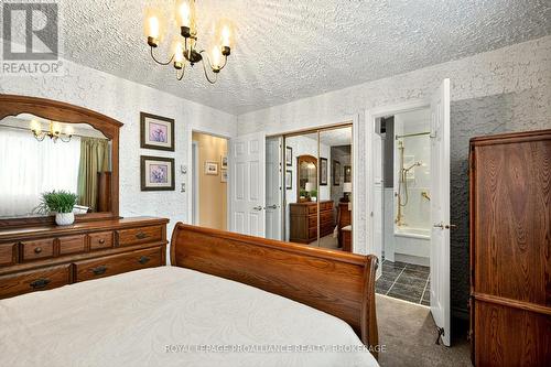 862 Berwick Place, Kingston (South Of Taylor-Kidd Blvd), ON - Indoor Photo Showing Bedroom