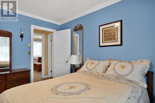 862 Berwick Place, Kingston (South Of Taylor-Kidd Blvd), ON - Indoor Photo Showing Bedroom