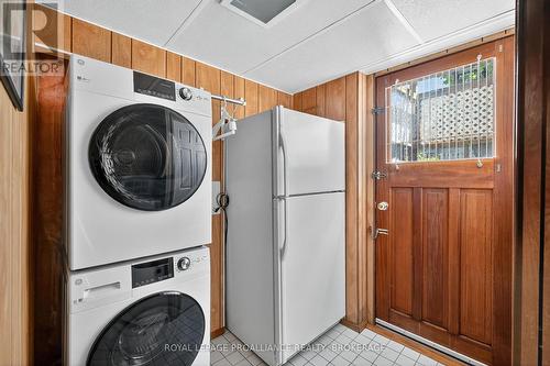 862 Berwick Place, Kingston (South Of Taylor-Kidd Blvd), ON - Indoor Photo Showing Laundry Room