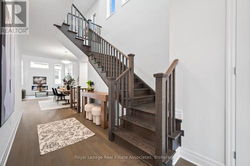 1249 Onyx Trail, Oakville, ON - Indoor Photo Showing Other Room