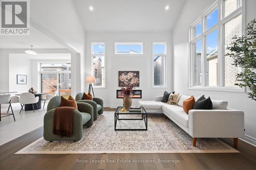 1249 Onyx Trail, Oakville, ON - Indoor Photo Showing Other Room