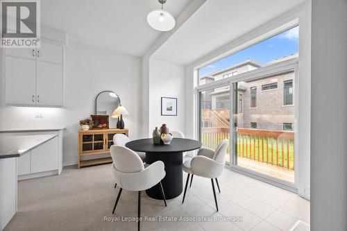 1249 Onyx Trail, Oakville, ON - Indoor Photo Showing Dining Room
