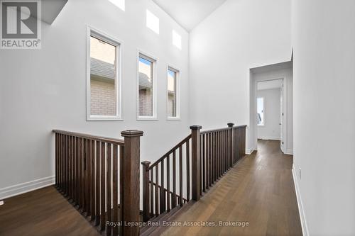 1249 Onyx Trail, Oakville, ON - Indoor Photo Showing Other Room