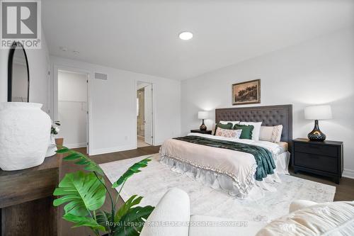 1249 Onyx Trail, Oakville, ON - Indoor Photo Showing Bedroom
