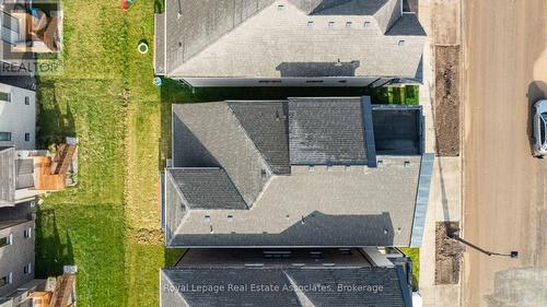 1249 Onyx Trail, Oakville, ON - Outdoor With Exterior