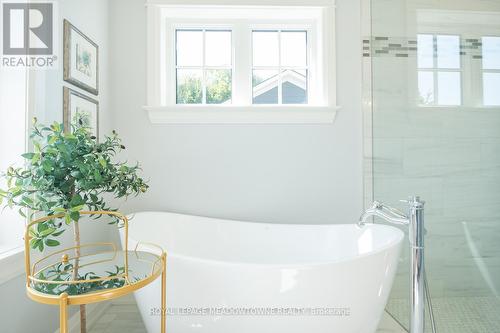 29 Barton Street, Milton, ON -  Photo Showing Bathroom