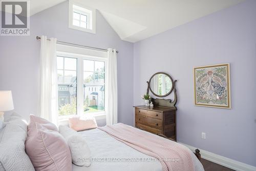 29 Barton Street, Milton, ON - Indoor Photo Showing Bedroom