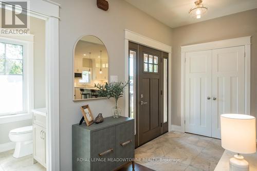 29 Barton Street, Milton, ON - Indoor