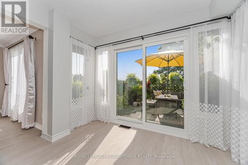 6 Hollis Crescent, East Gwillimbury, ON - Indoor Photo Showing Other Room