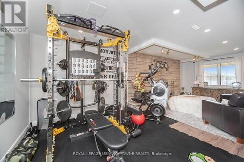 6 Hollis Crescent, East Gwillimbury, ON - Indoor