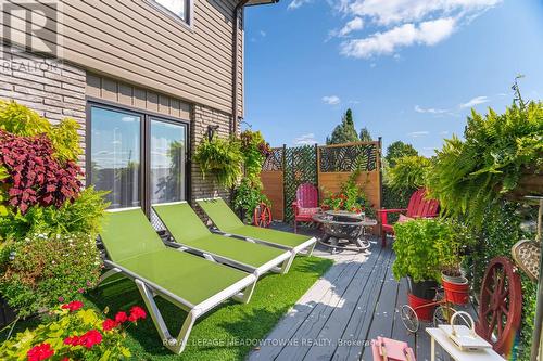 6 Hollis Crescent, East Gwillimbury, ON - Outdoor With Deck Patio Veranda