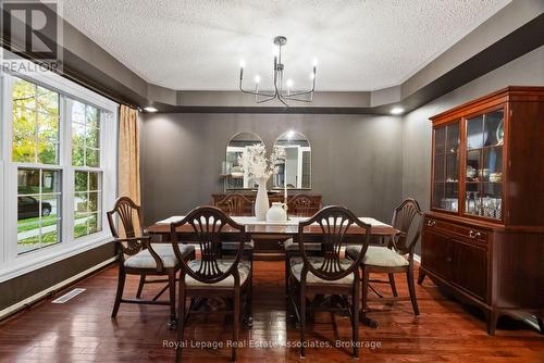 62 Pike Road, Oakville, ON - Indoor Photo Showing Dining Room