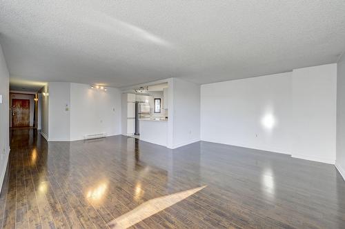Living room - 1008-51 Place Charles-Le Moyne, Longueuil (Le Vieux-Longueuil), QC - Indoor Photo Showing Other Room