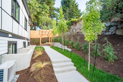 2547 Doctors Rd, Nanaimo, BC 