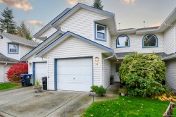 44-2355 Valley View Dr  Courtenay, BC V9N 9A5