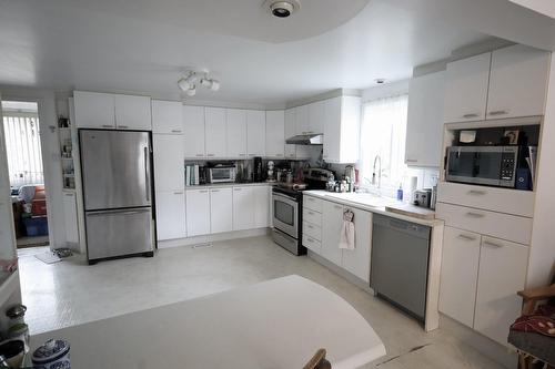Kitchen - 267 Boul. Bégin, Saint-Pacôme, QC - Indoor Photo Showing Kitchen