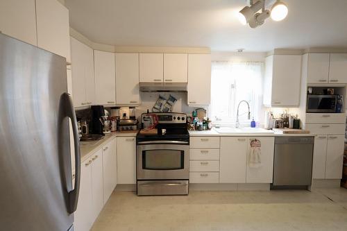 Kitchen - 267 Boul. Bégin, Saint-Pacôme, QC - Indoor Photo Showing Kitchen