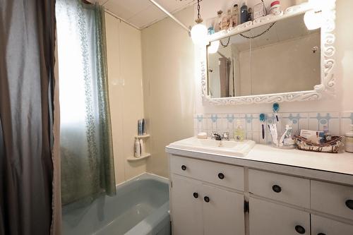 Bathroom - 267 Boul. Bégin, Saint-Pacôme, QC - Indoor Photo Showing Bathroom