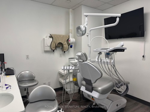 Unit 405-71 King Street W, Mississauga, ON 