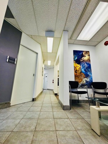 Unit 405-71 King Street W, Mississauga, ON 