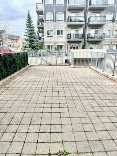 103-5100 Winston Churchill Boulevard, Mississauga, ON - Outdoor