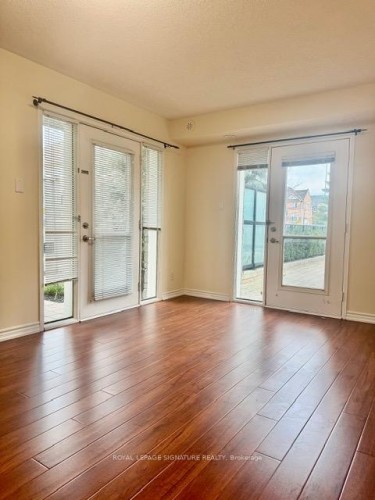 103-5100 Winston Churchill Boulevard, Mississauga, ON - Indoor Photo Showing Living Room