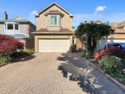 16 Audrelane Court  Toronto, ON M1V 3S4