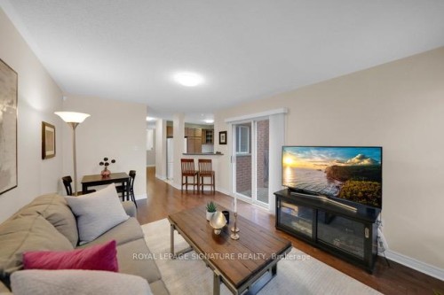 2430 Lazio Lane, Oakville, ON - Indoor Photo Showing Living Room