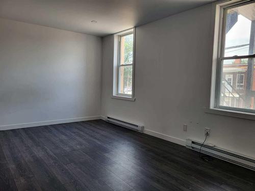 Living room - 3-3755 Rue Ste-Marguerite, Trois-Rivières, QC - Indoor Photo Showing Other Room