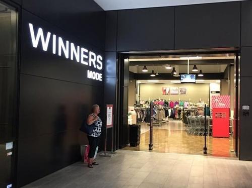 Commerce - 911-235 Rue Peel, Montréal (Le Sud-Ouest), QC - Indoor Photo Showing Other Room