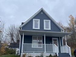 6 Jubilee Lane  Sackville, NS B4E 1J2