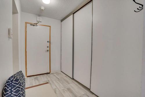 Hall d'entrée/Vestibule - 303-285 Rue Laurier, Gatineau (Hull), QC - Indoor Photo Showing Other Room