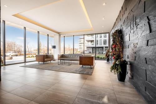 Exterior entrance - 301-1100 Rue Les Érables, Laval (Laval-Sur-Le-Lac), QC - Indoor Photo Showing Other Room