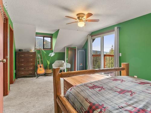 1809 Cardinal Creek Road, Kelowna, BC - Indoor Photo Showing Bedroom