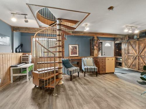 1809 Cardinal Creek Road, Kelowna, BC - Indoor Photo Showing Other Room