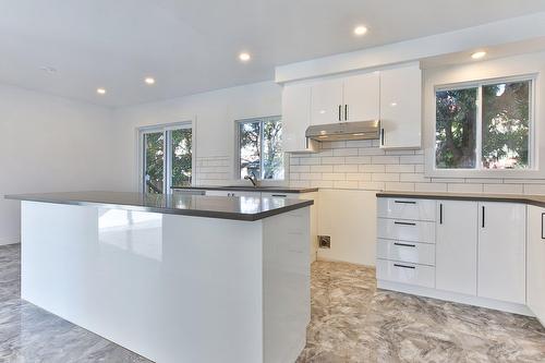 Kitchen - 1480 Rue Pradier, Brossard, QC - Indoor Photo Showing Kitchen
