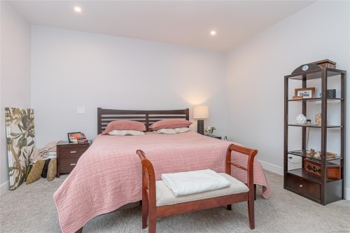 668 Eighth St, Nanaimo, BC 