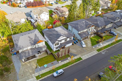 668 Eighth St, Nanaimo, BC 