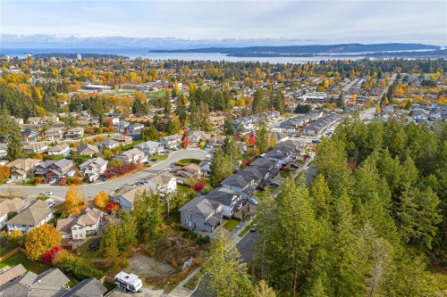 668 Eighth St, Nanaimo, BC 