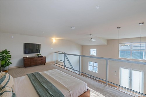 405-787 Tyee Rd, Victoria, BC - Indoor