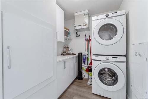 5-243 Corfield St South, Parksville, BC 