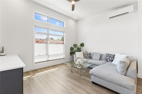 5-243 Corfield St South, Parksville, BC 