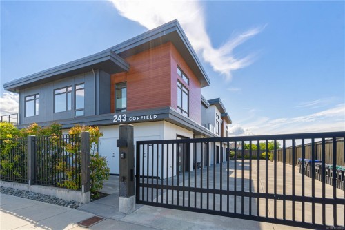5-243 Corfield St South, Parksville, BC 
