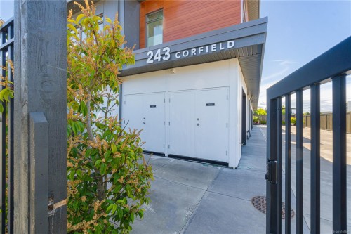 5-243 Corfield St South, Parksville, BC 