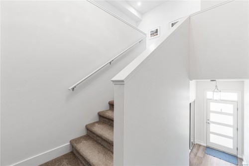 5-243 Corfield St South, Parksville, BC 