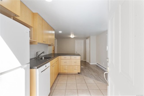 1468 Stroud Rd, Victoria, BC 