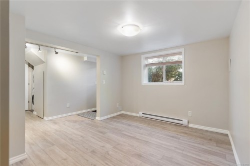 1468 Stroud Rd, Victoria, BC 