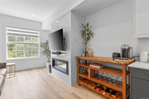 103-624 Strandlund Ave, Langford, BC 