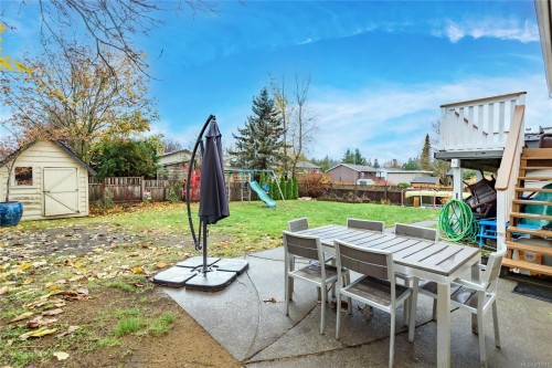 1651 Ascot Ave, Comox, BC 